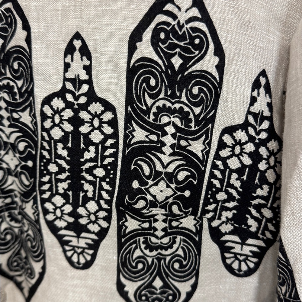 Banana Republic Beige and Black Patterned Top - Picture 4 of 5